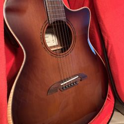 Alvarez Artist Elite Cedar/Acacia