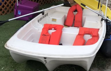 Dinghy Boat