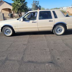 1993 Chevrolet Suburban on offerup