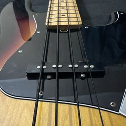 Fender Bass   Taking Offers 