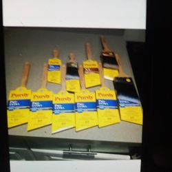 Tres  Brochas Por 50          Three Brushes for 50