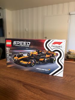 LEGO Speed Champions McLaren F1® Team MCL38 Race Car  #77251 (NEW & SEALED)