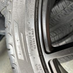 22 Inch Rims & Tires 