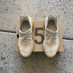 Adidas  Yeezy Boost 350