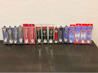 Set of 16 Collector Spoons