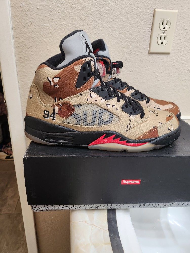 Supreme Camo 5s