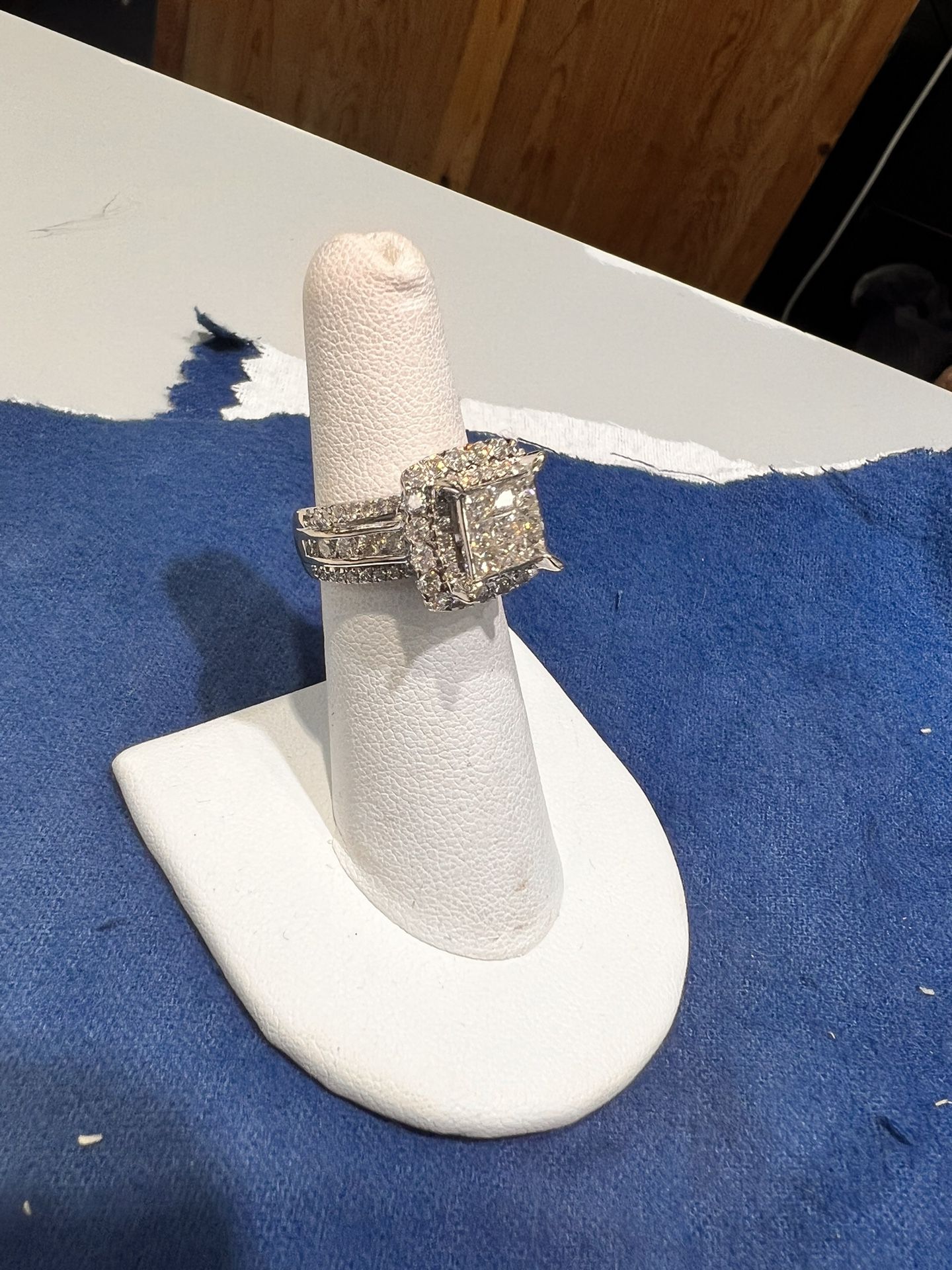 2ct Diamond Engagement/wedding Ring 