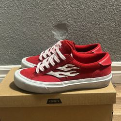 Straye Logan’s Men’s Size 9