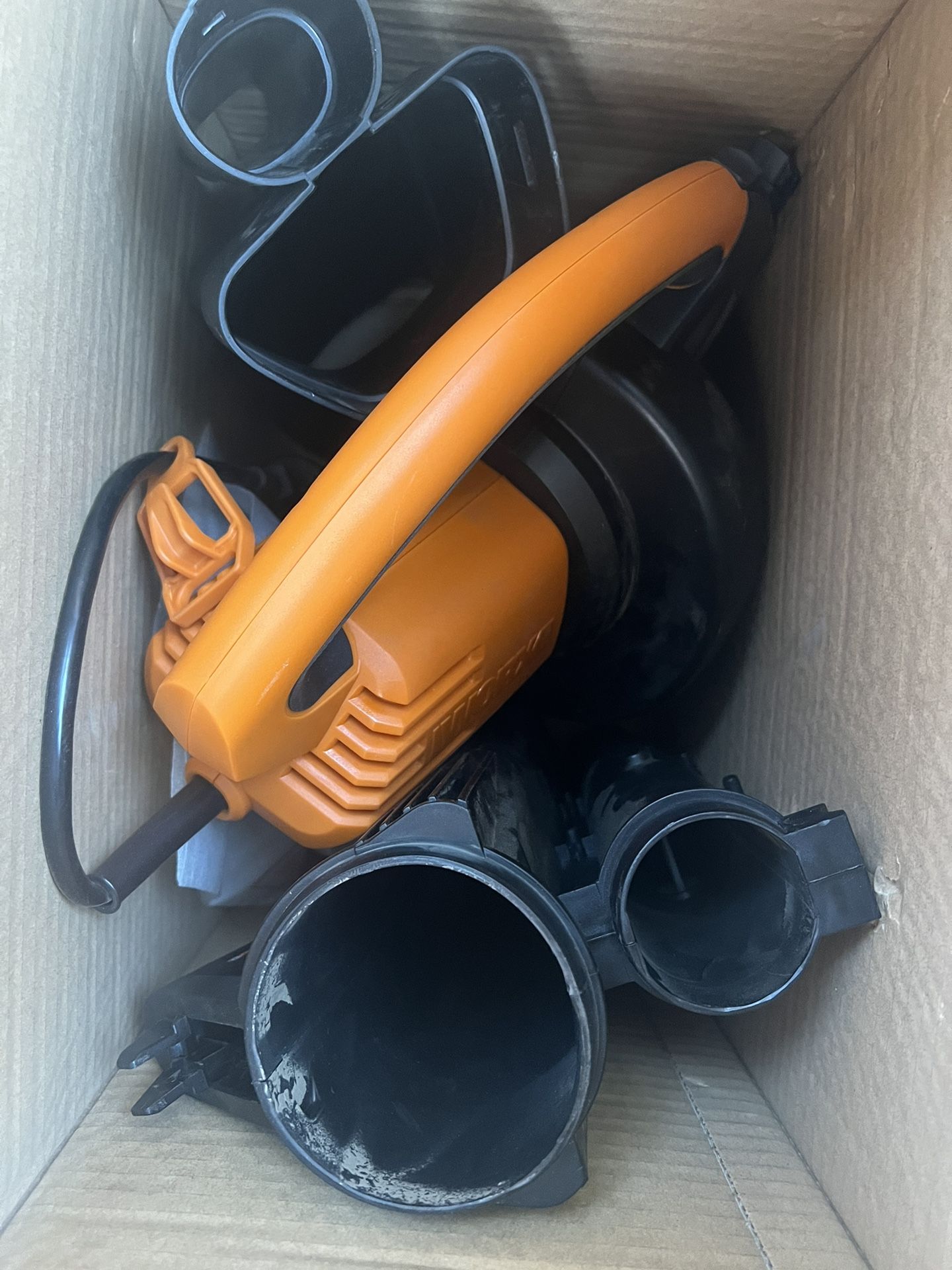 120 MPH 350 CFM 12 Amp Electric Leaf Blower/Mulcher/Vac with Metal