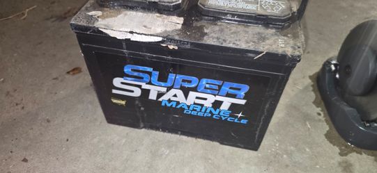 Deep cycle battery