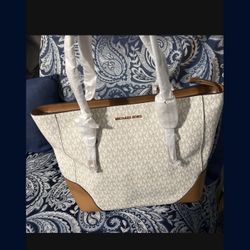 New Michael Kors Purse Handbag