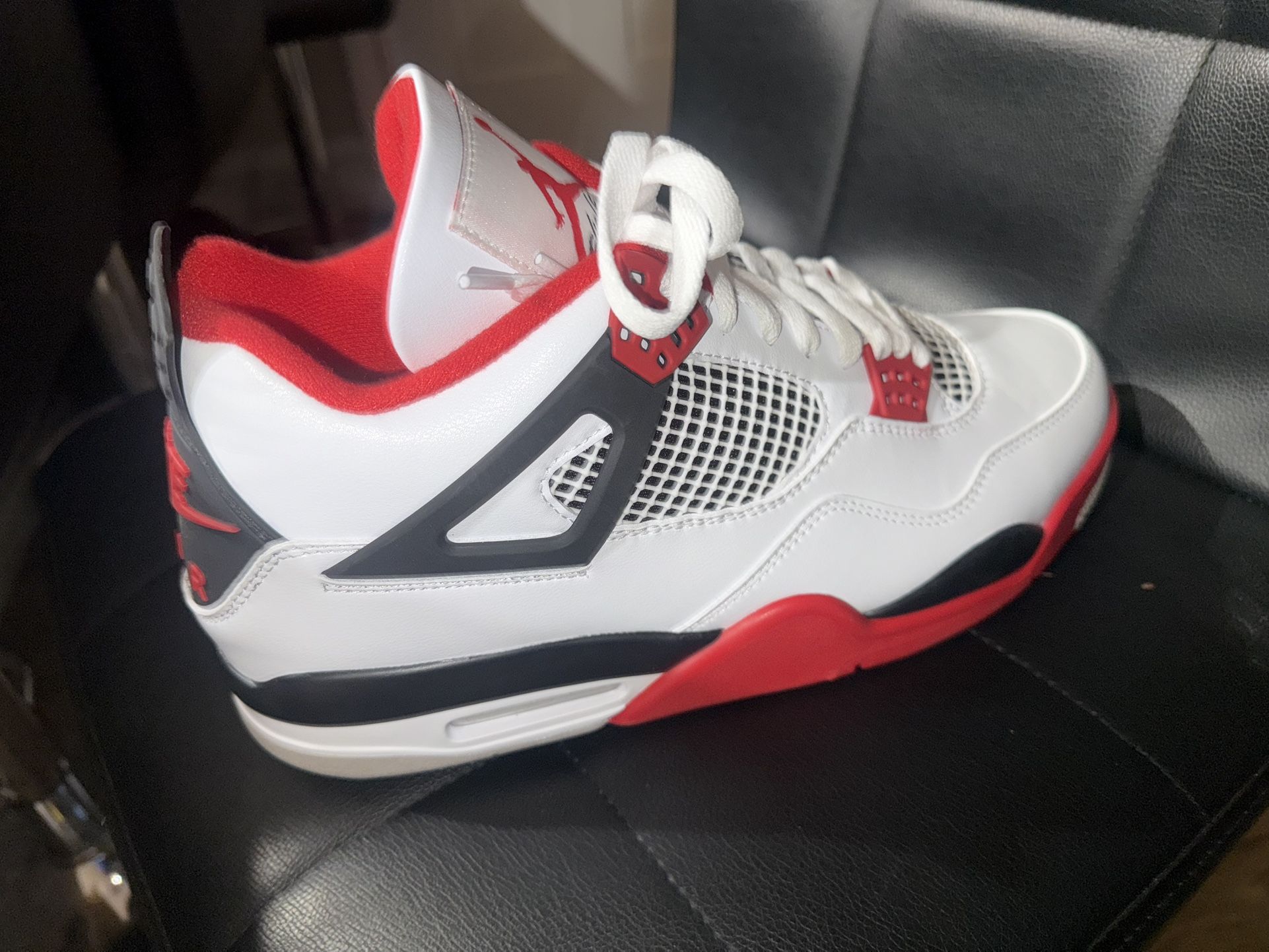 Air Jordan 4 Retro OG fire Red 2020 Air Jordan 4 Fire Red 2020 - YouTube main image 3