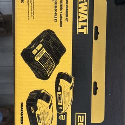 Dewalt Battery And Charger Set