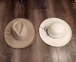 2 wide-brim wool felt fedora-style hats in neutral tones, teardrop-shaped crown(left, men), thin leather hat band(right, women), great condition