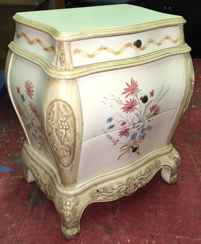 Domestications Hand Painted Accents Vintage Rare Side Table 24h x 21w x 13d