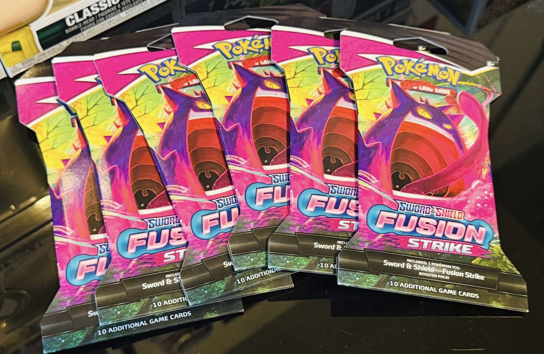 Fusion Strike Sleeved Packs Pokemon 