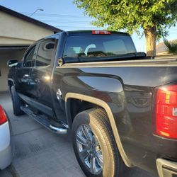GMC Sierra 