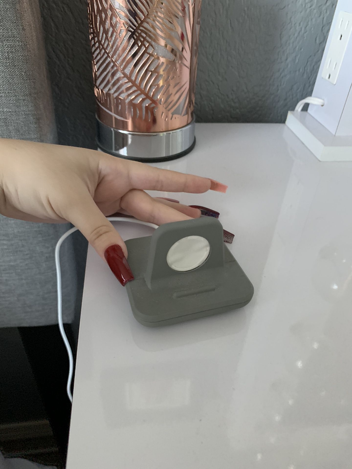 GREY CHARGING STAND FOR APPLE WATCH PENDING PICKUP