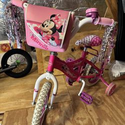 Kid’s Bike: Minnie Mouse
