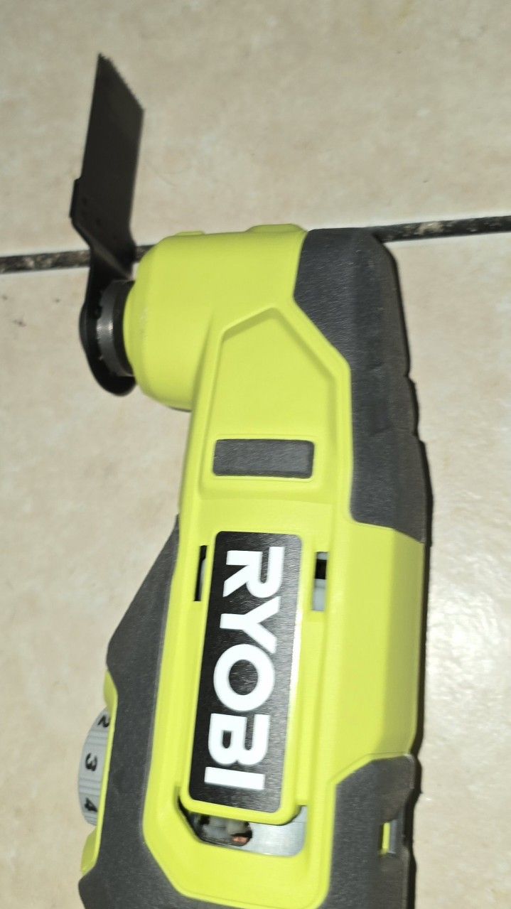 Ryobi Multi (PCL430)