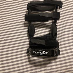 Donjoy Knee Brace 