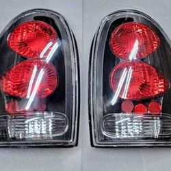 96-00 Dodge Caravan Plymouth Grand Voyager Chrysler Town And Country 98-03 Dodge Durango Taillights