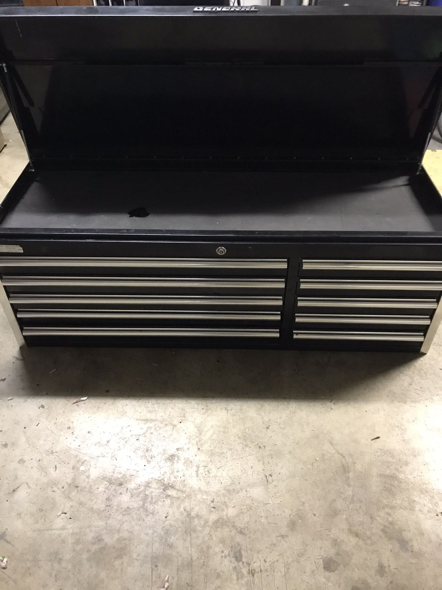 General toolbox chest
