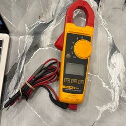 Fluke 324 True RMS clamp Meter