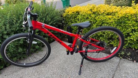 Trek Wahoo 24 Kids Bike