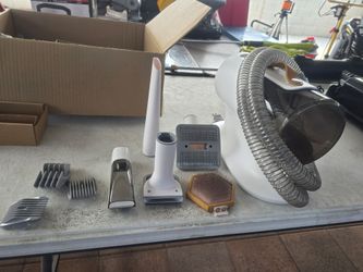 Grooming vacuum/Grooming tools