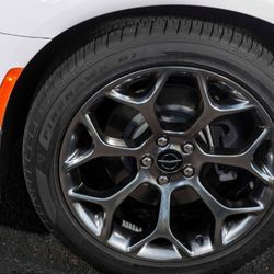 Chrysler 300 Rims Buick Wheels Lincoln MKS MKZ Encore Pacific Town & Country Navigator Aviator Rim