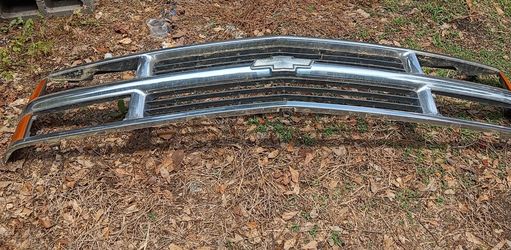 Chevrolet Grille for 1996  thru 1999