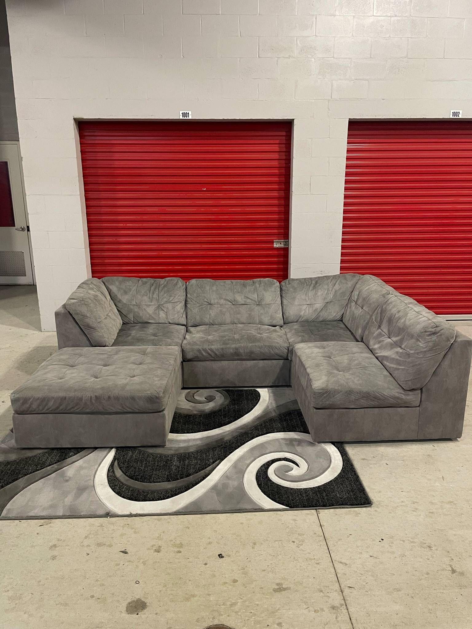 Like New Modular Sectional Couch CAN DELIVER🚚