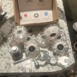 8 Light Up Wheels/ New Brake Pad  Rollerblade/skateboard 