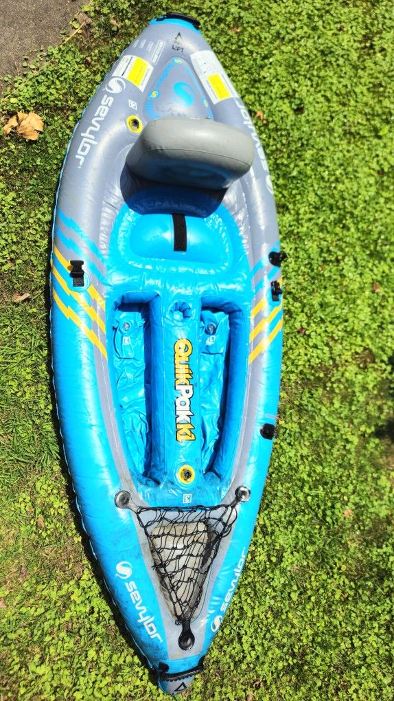 Inflatable Kayak + motorized Air Pump