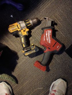 DeWalt & Milwaukee Saw For Cheap