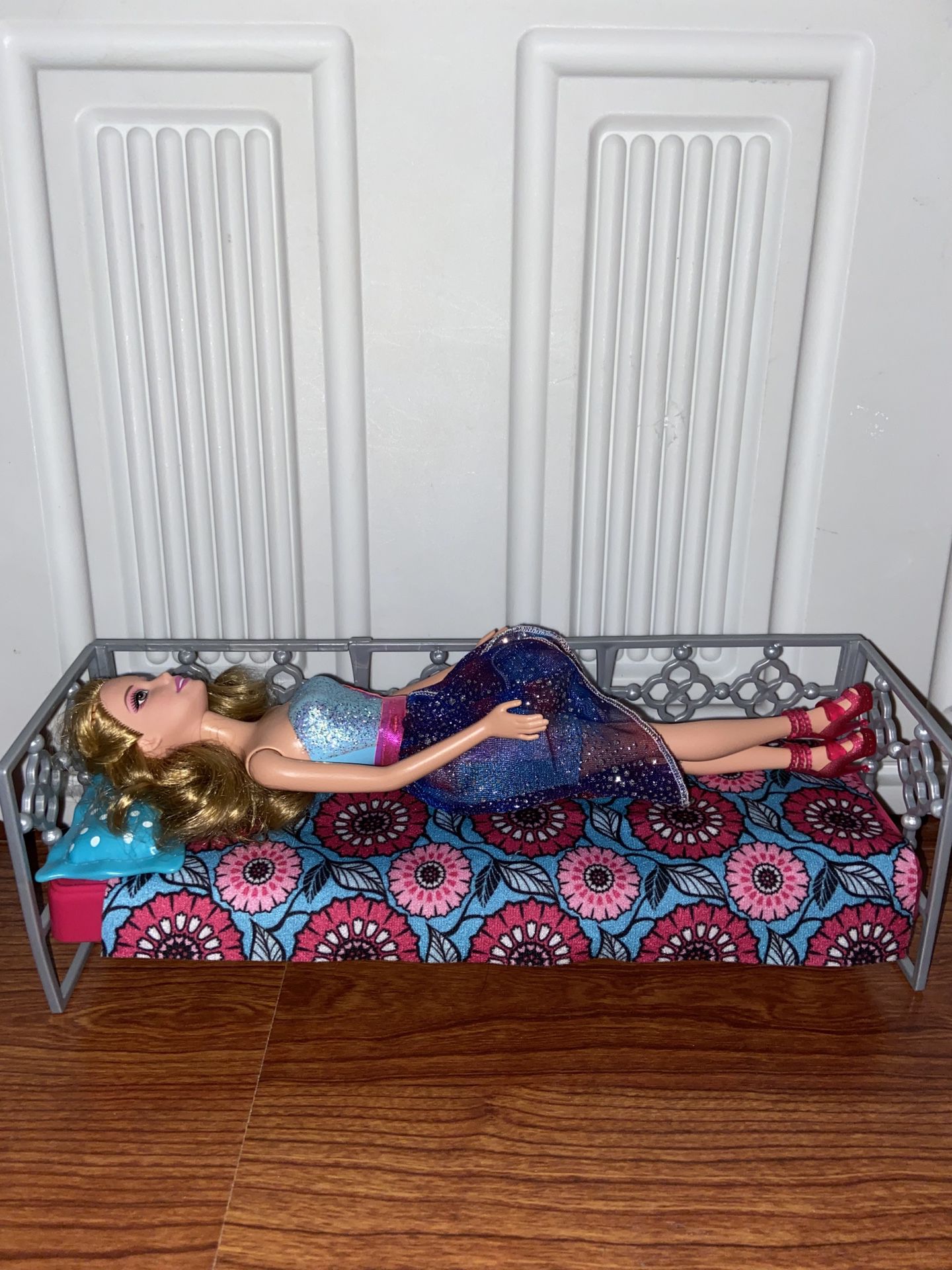Barbie Doll Bed