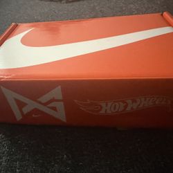 Paul George X Hotwheels 