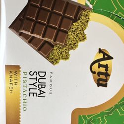 Dubai Chocolate Pistachio Knafeh Filling Chocolate 76 Grams Seeet Candy Cream 