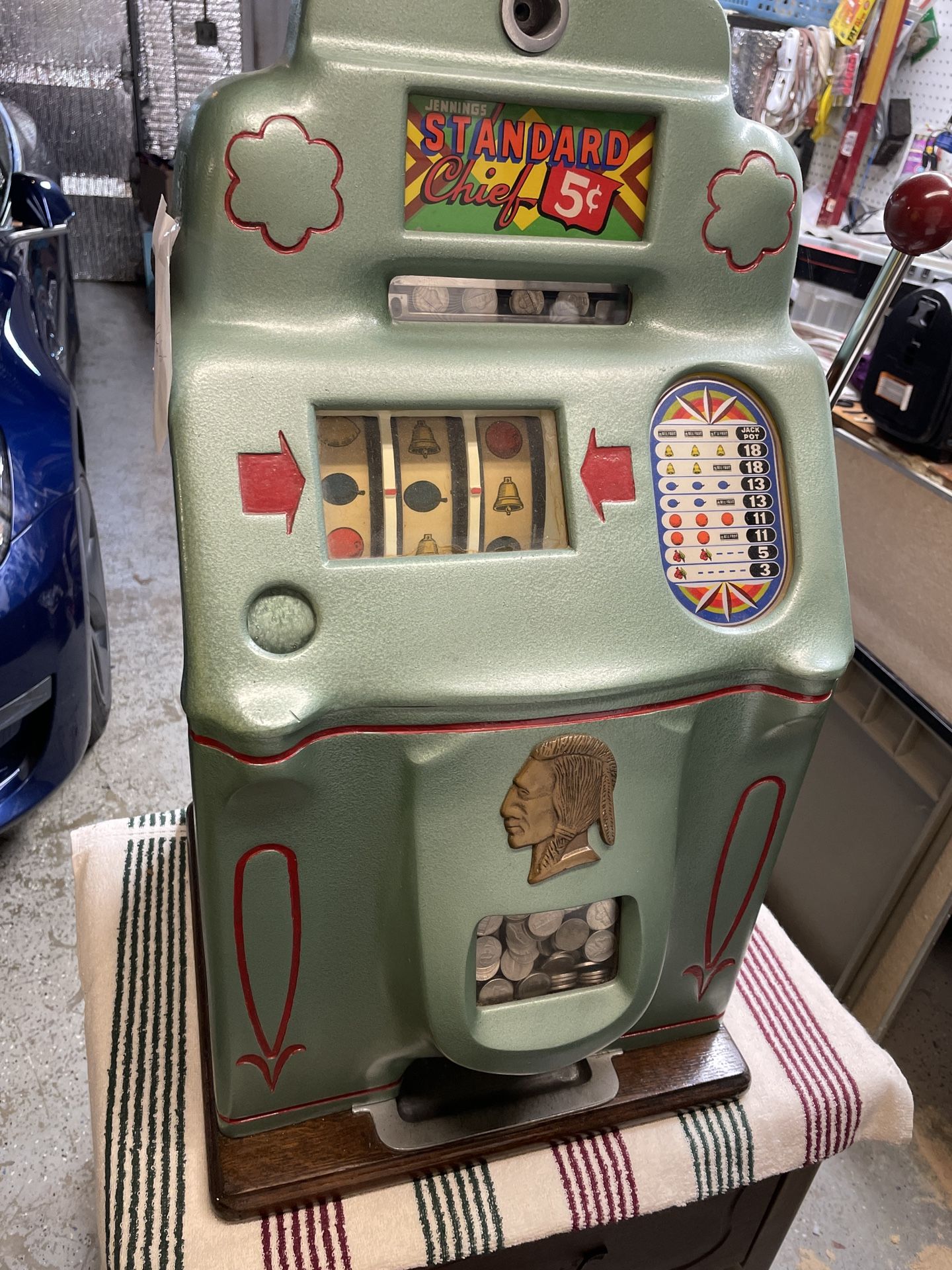 Jennings Nickel slot machine