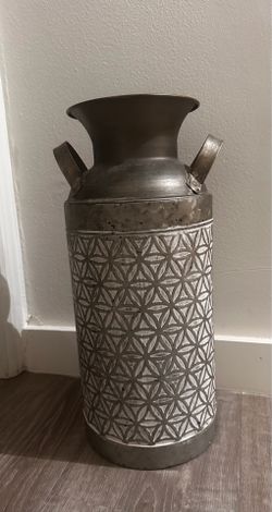“18” Embossed Metal Milk Can Vase – Farmhouse Decor with Handles