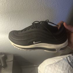 Nike Men’s Size 9 