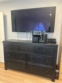 Ashley Furniture Black Wood Dresser