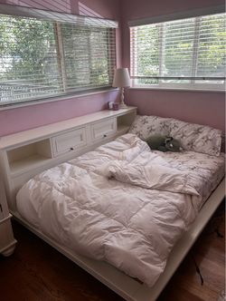 Pottery Barn Teen White Storage Bed with Bookcase Headboard
