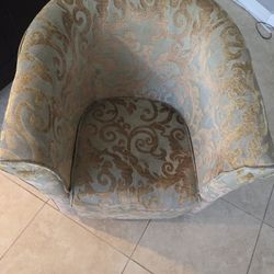 a poster fabric Club Chair 