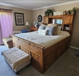 Solid Oak Captains Bed (California King Size)