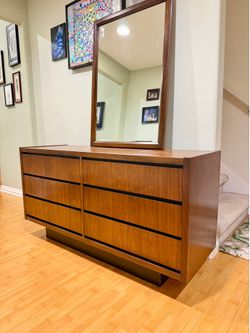 Lane Mid Century Modern Lowboy Walnut Dresser With Mirror MCM