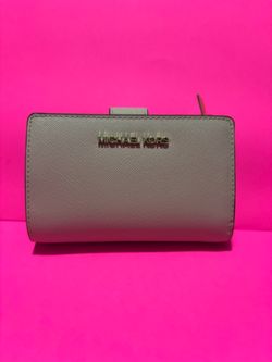 Michael Kors  Pink Wallet