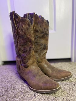 Abilene women’s vintage brown tan snip toe cowboy boots