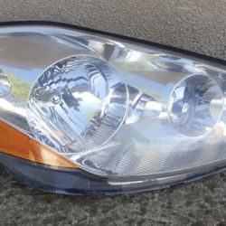 06 07 08 09 10 2006 2007 2008 2009 2010 TOYOTA SIENNA RIGHT PASSENGER HEADLIGHT HEAD LIGHT LAMP OEM  